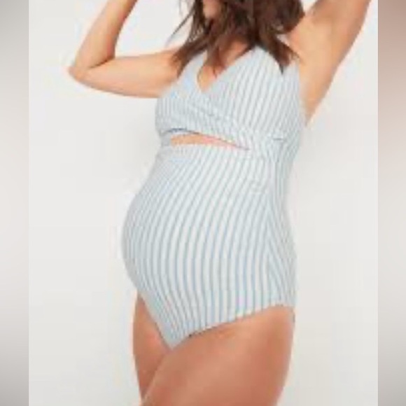 Old navy maternity one piece swimsuit size XXL - Picture 1 of 4